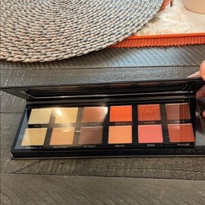 Ace Beaute Serenity Eyeshadow Palette - Black and Gold